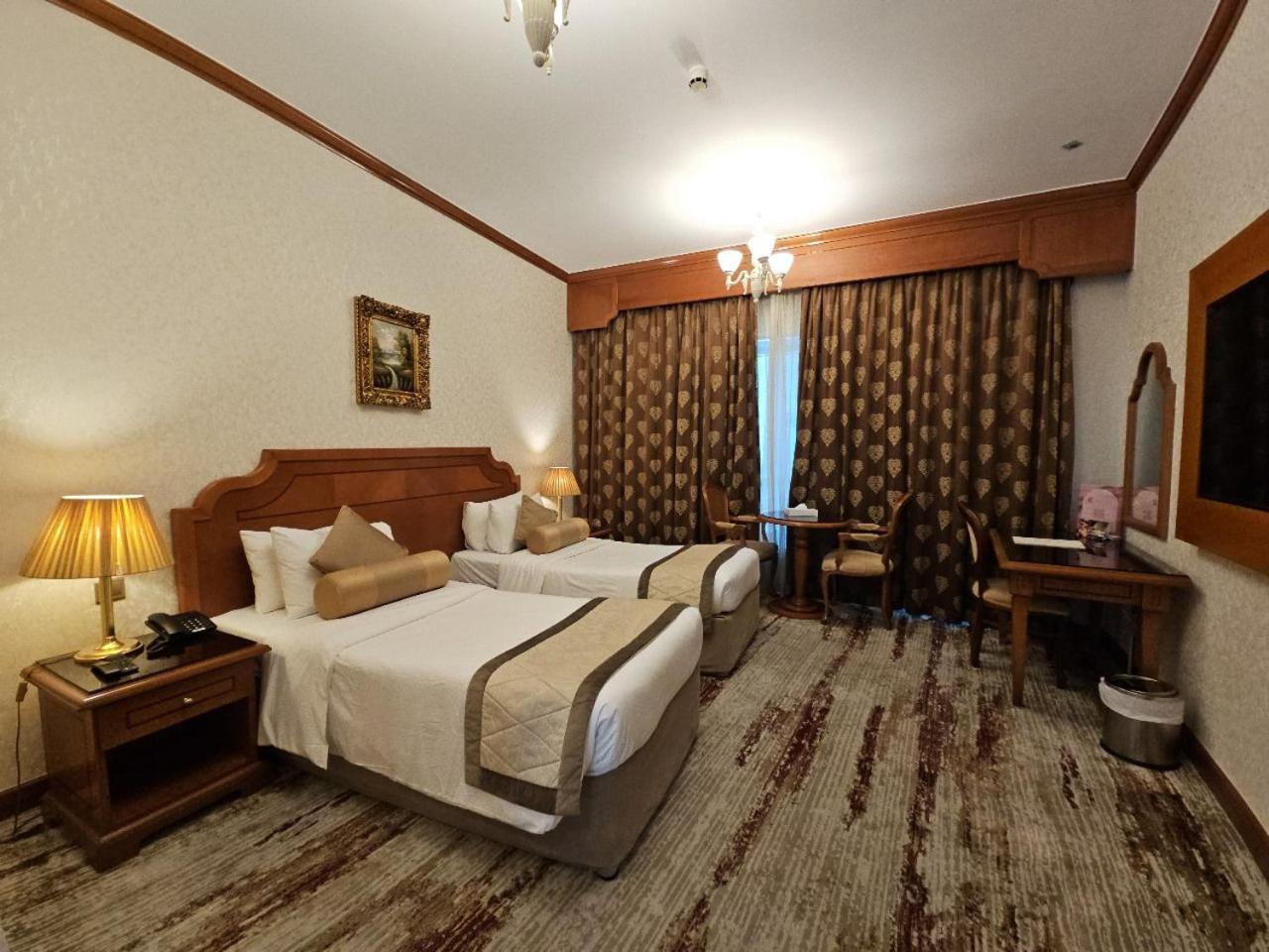 Royal Concorde Hotel & Suite Dubaï Extérieur photo