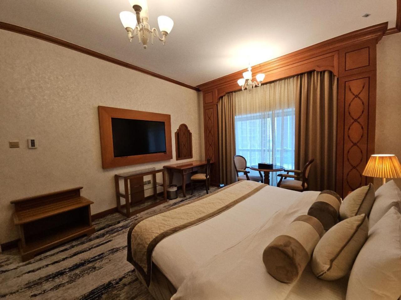 Royal Concorde Hotel & Suite Dubaï Extérieur photo